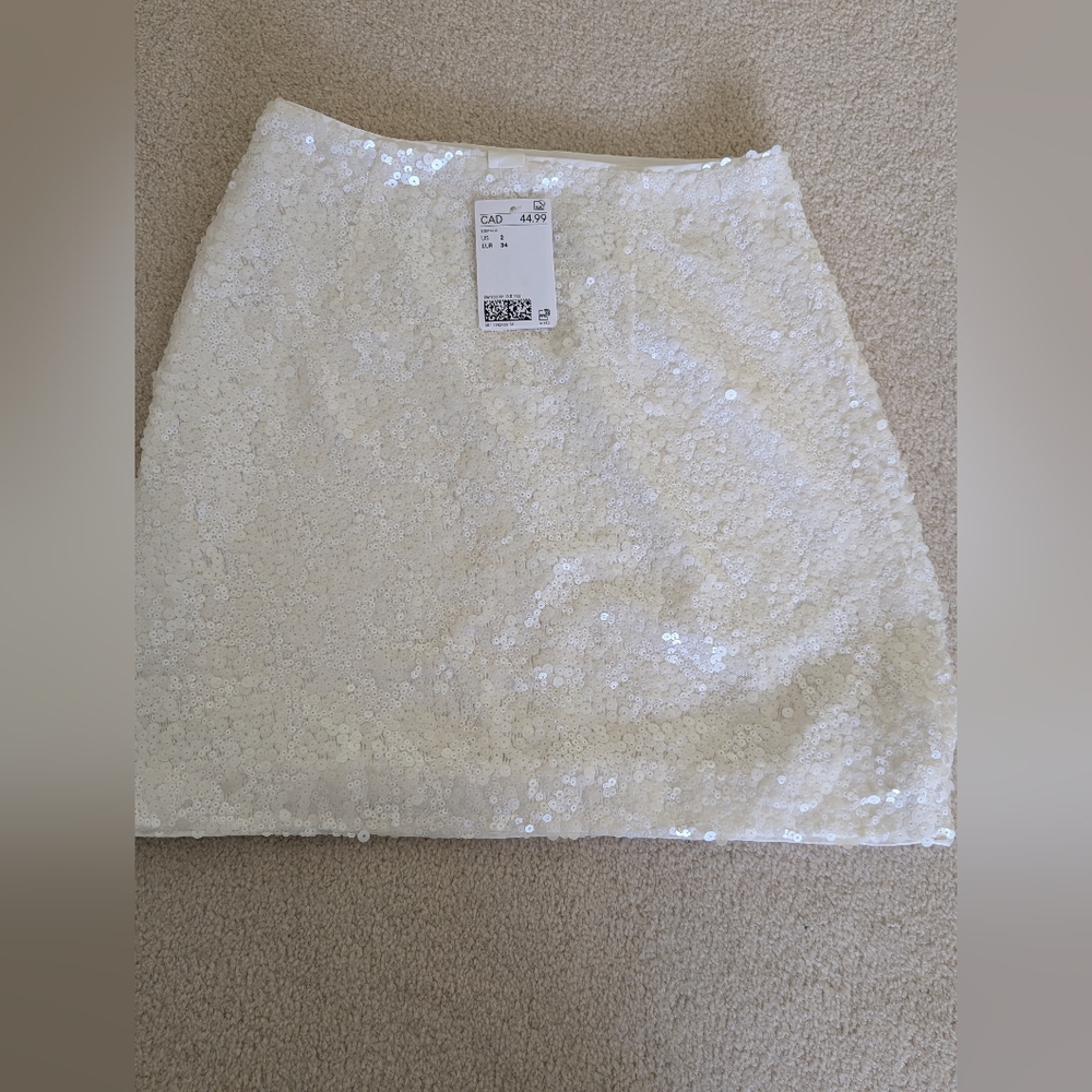 H&M White Sequin Skirt